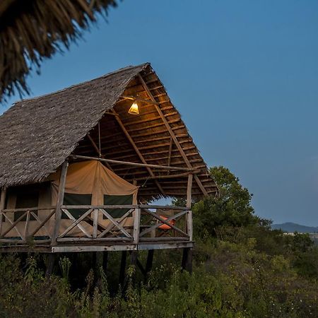 Rhotia Valley Tented Lodge And Children'S Home Karatu Eksteriør billede